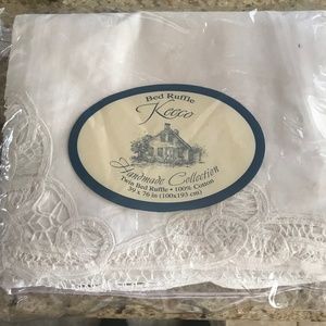 TWIN NEW BED RUFFLE WITH LACE EDGING 100% COTTON WHITE perfect